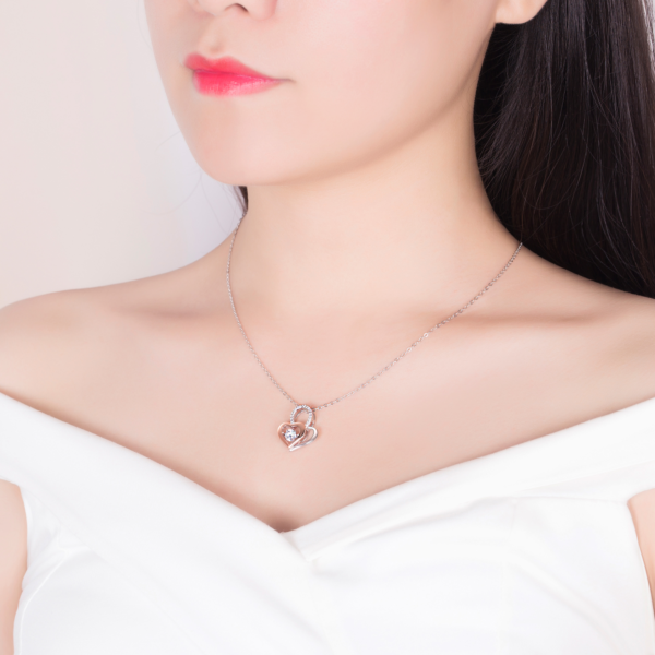 18K Gold Plated Dancing 0.75 carat CZ Heart Pendant Necklace - Image 3