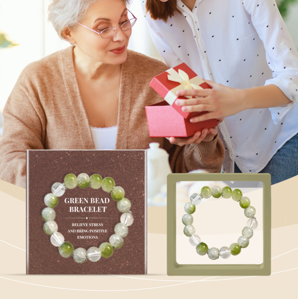 Green Beaded Bracelet: Glass-filled wrist accessory that is a "Secret Formula for Health Preservation", come and get it now - Image 5