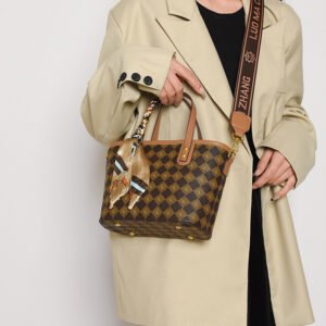 Women's fashionable and minimalist bag, the first choice for Mother's Day gifts, large capacity daily one shoulder crossbody bag, handbag, suitable for college students, white-collar office workers, daily life travel, school and work, commuting