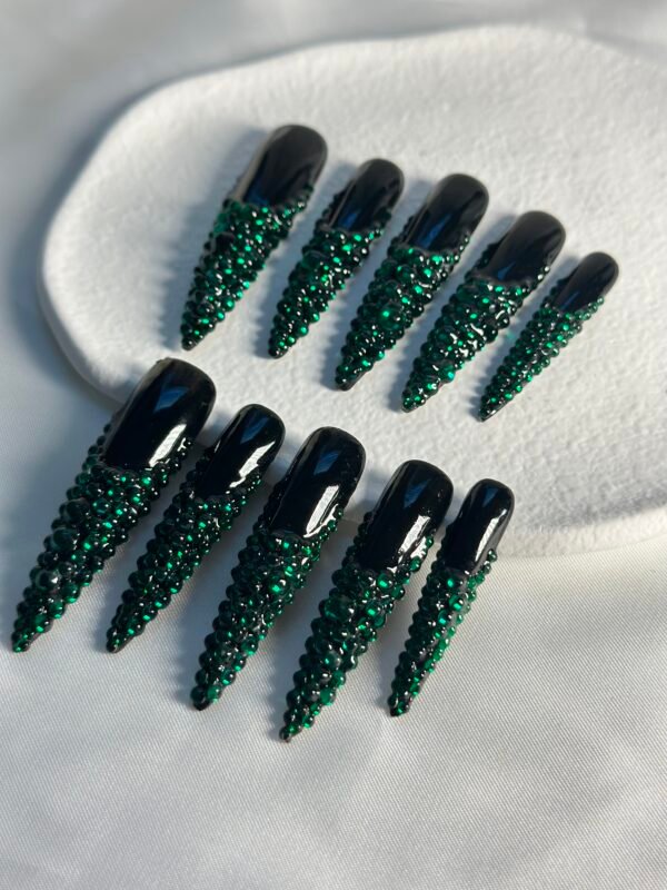 Luxury Black Diamond Nails Set in Gift Box - Image 2
