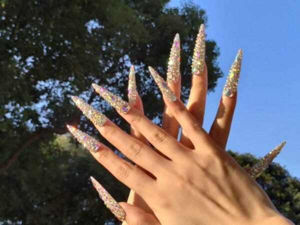 Dreamy Diamond Gradient Nails: Adhesive Bracelet in Gift Box Easy Wear - Image 6