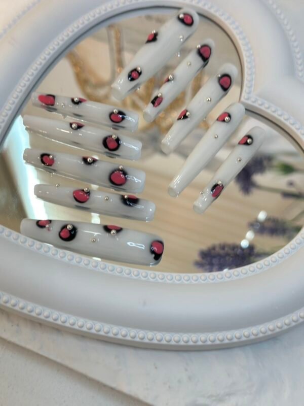 Love Shines Nails: Stylish Individualized Wearable Armor for Glam - Image 7
