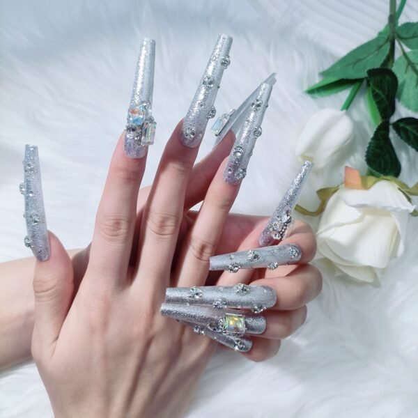 Starry Silver Diamond Nails: One-Click Dazzle - Image 4