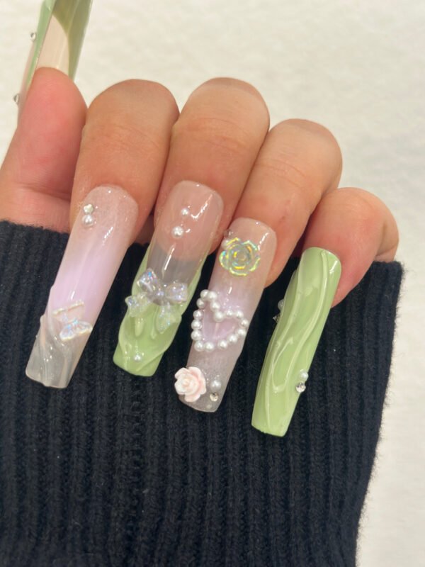 Pastel 3D Floral Nails for Summer🌸 - Image 6